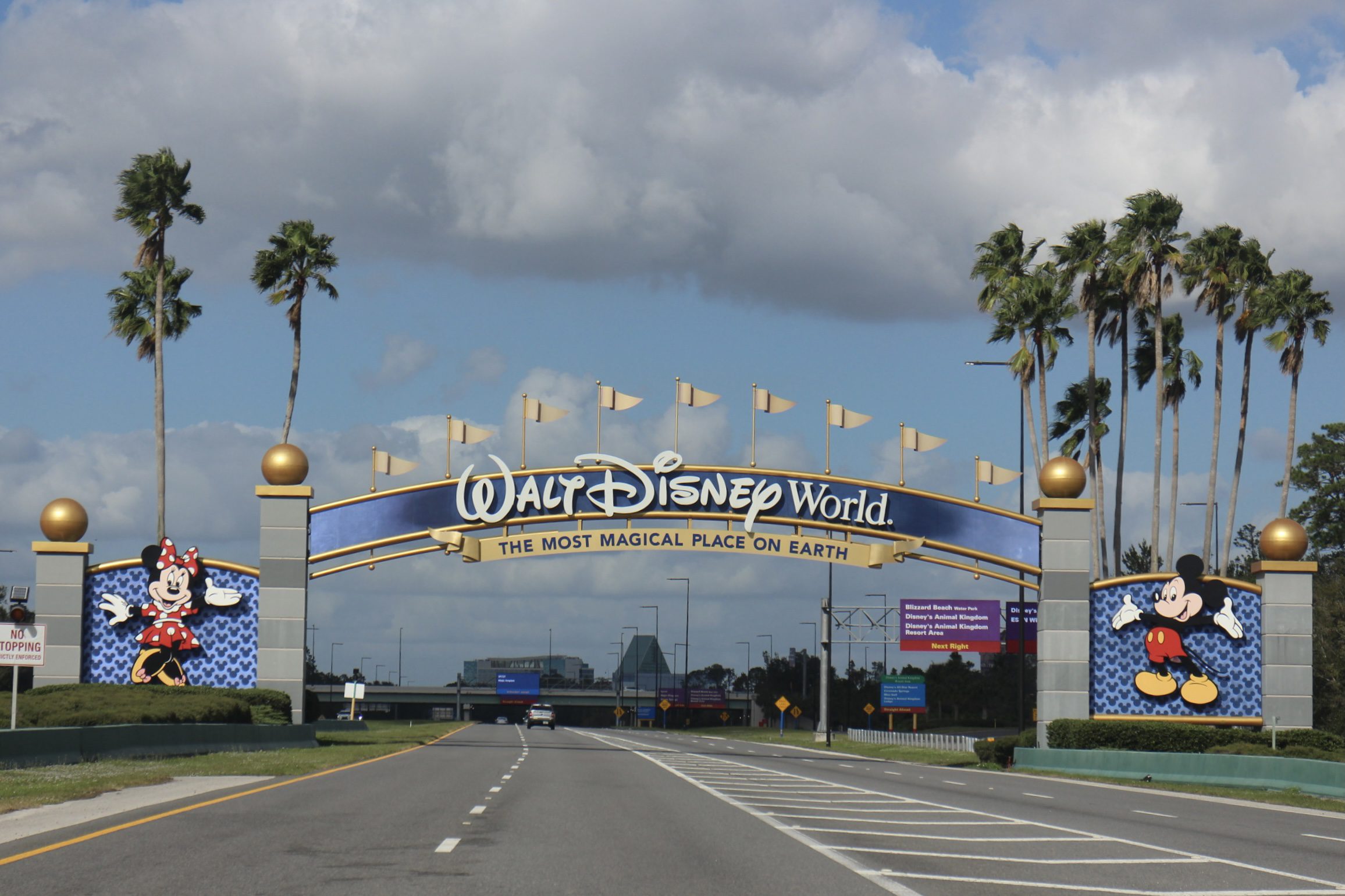 an Orlando theme park — Standby Board photo library
